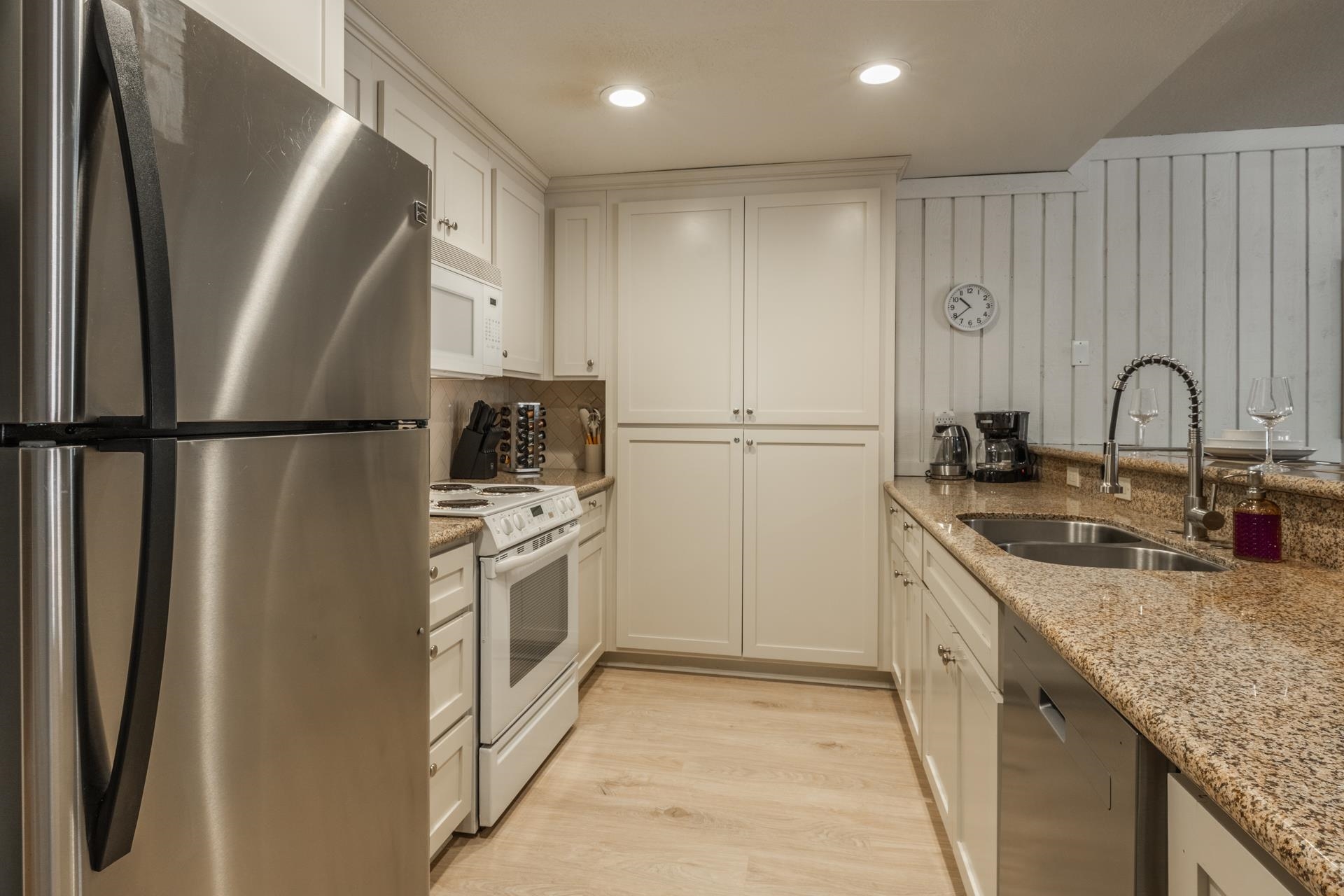 435 Lakeview Boulevard Unit: 84