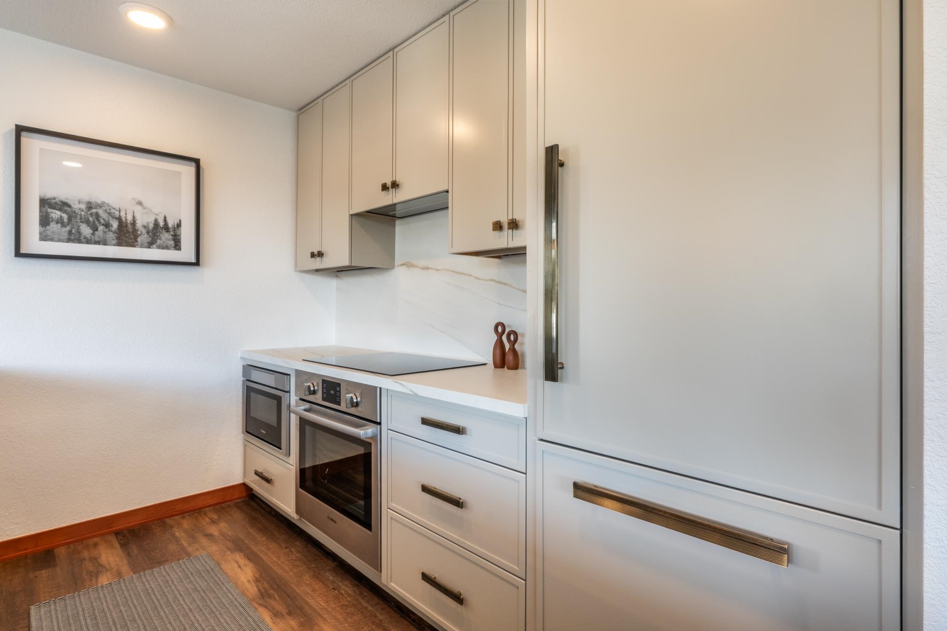 6201 Minaret Rd #2430