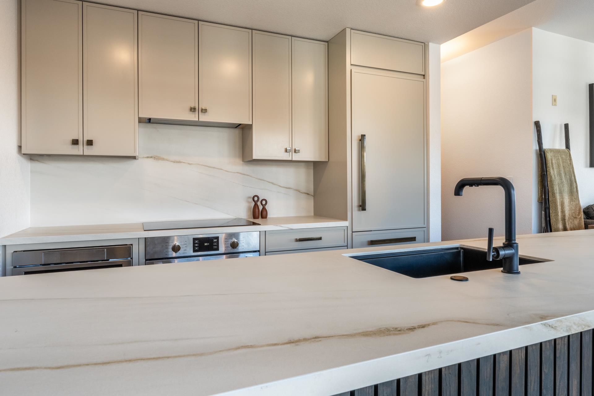 6201 Minaret Rd #2430