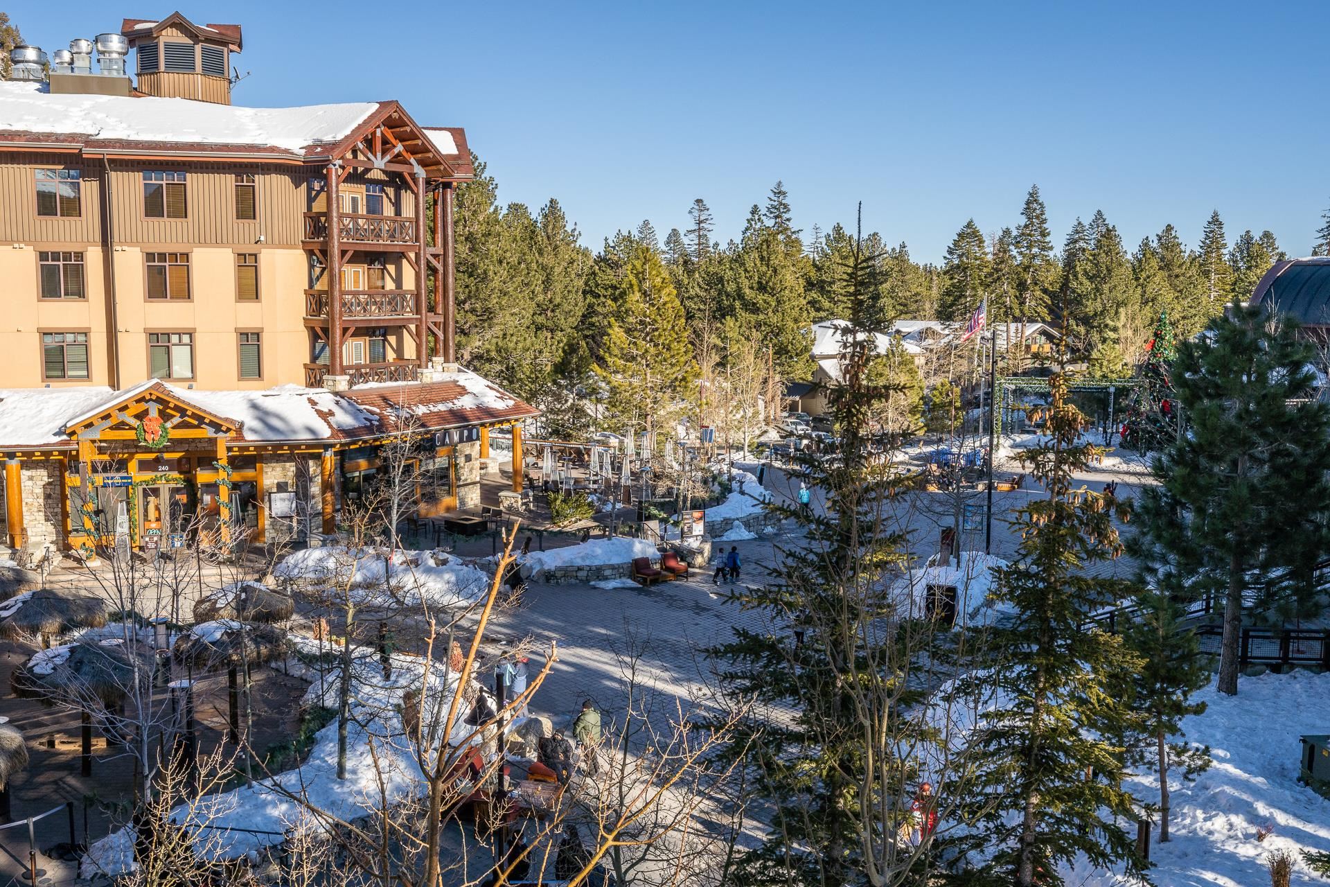 100 Canyon Blvd #3321