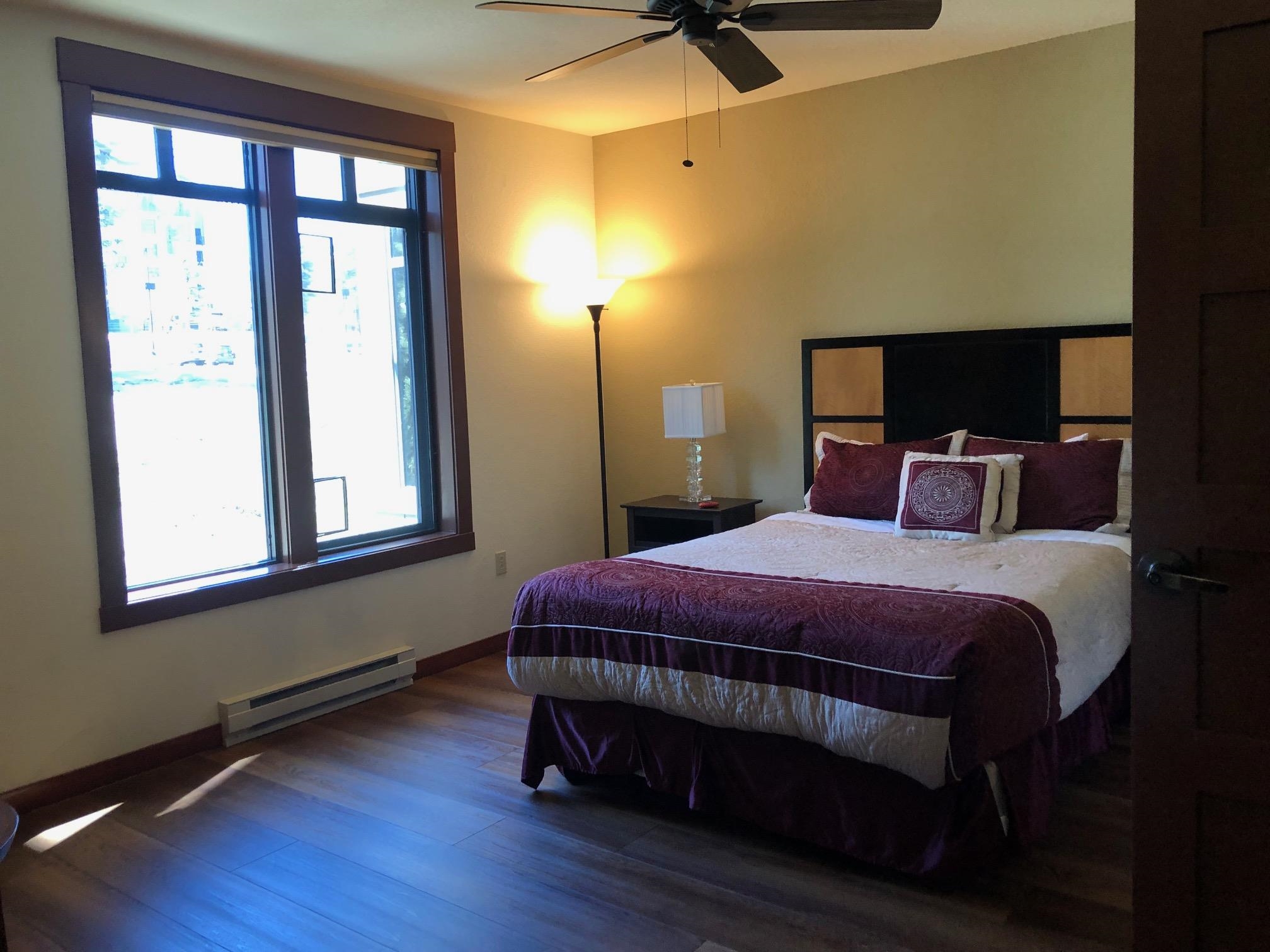100 Canyon Blvd #3321