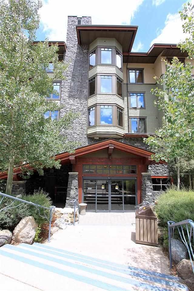 100 Canyon Blvd #3321