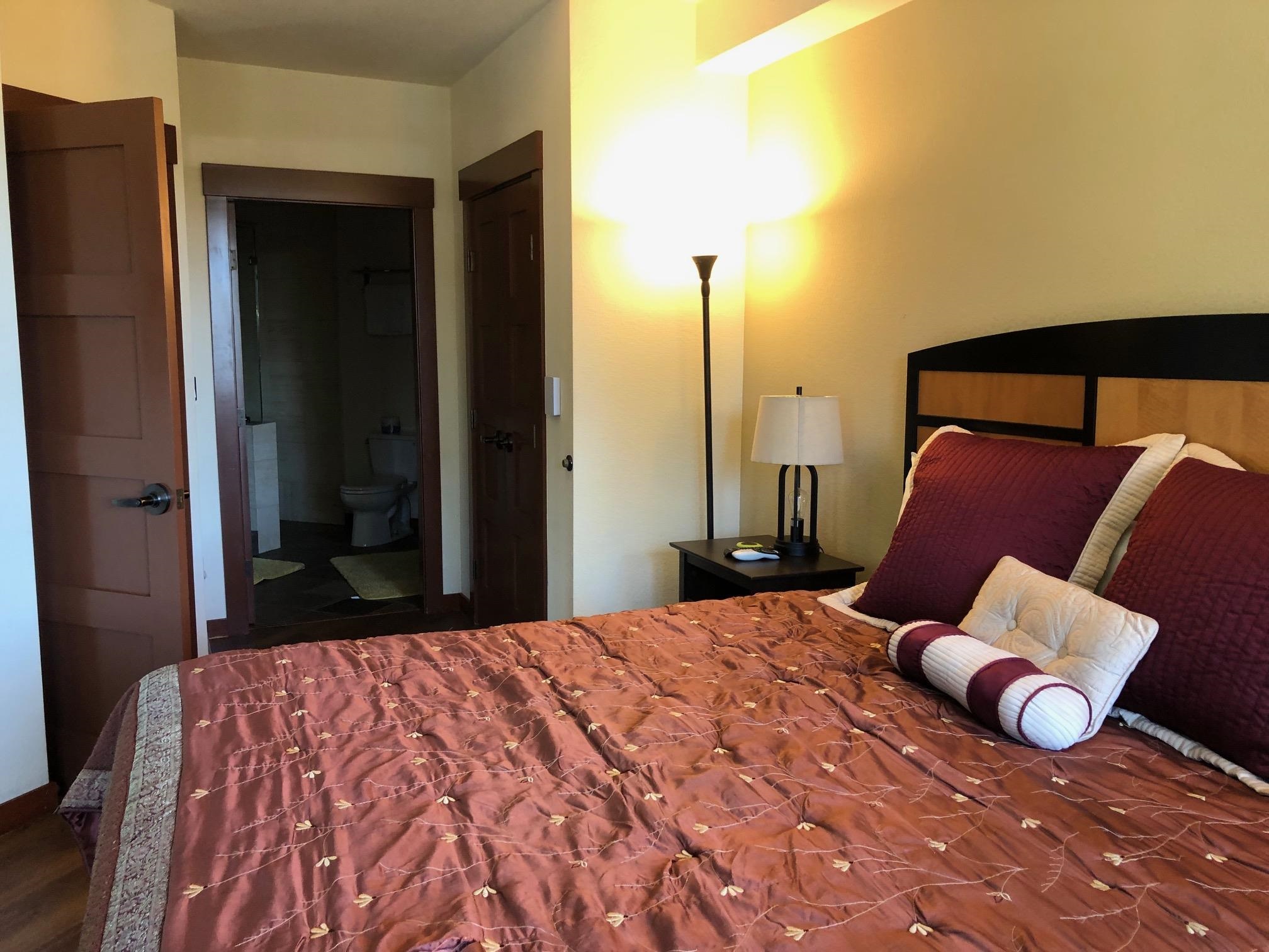 100 Canyon Blvd #3321