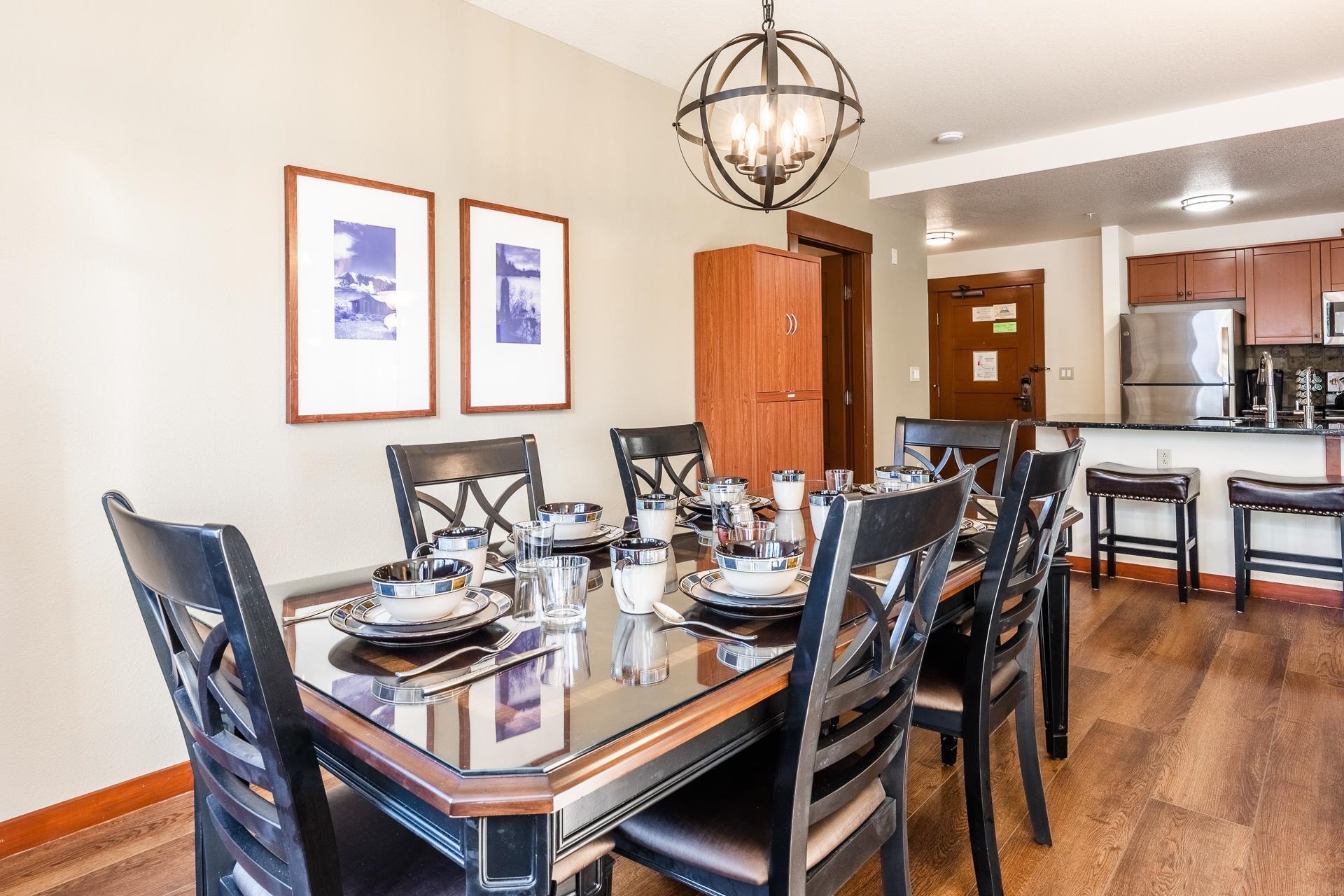 100 Canyon Blvd #3321