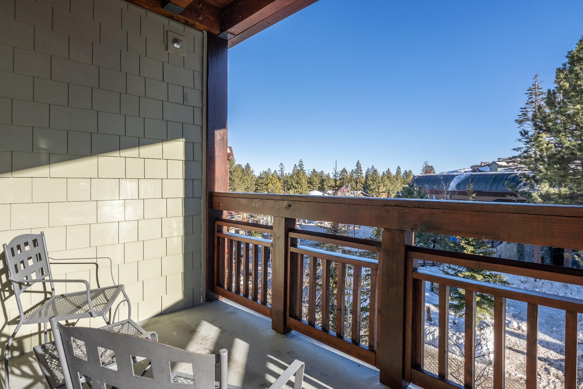 100 Canyon Blvd #3321
