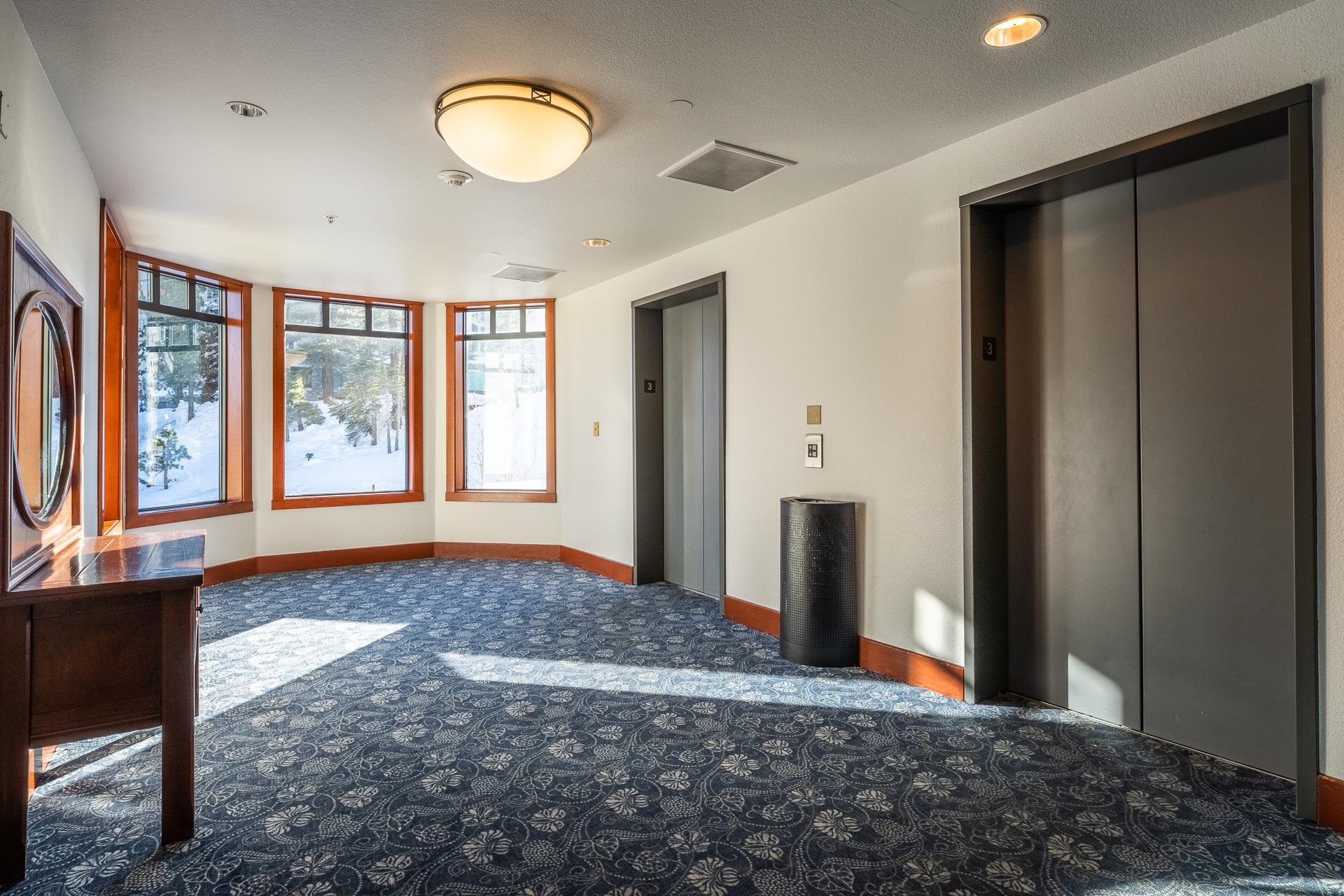 100 Canyon Blvd #3321