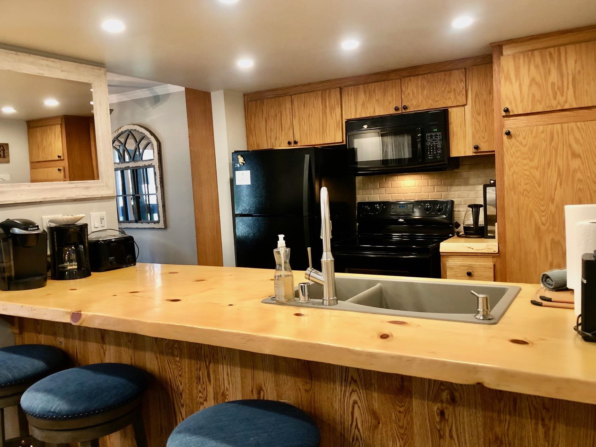 244 Lakeview Boulevard Unit: 129