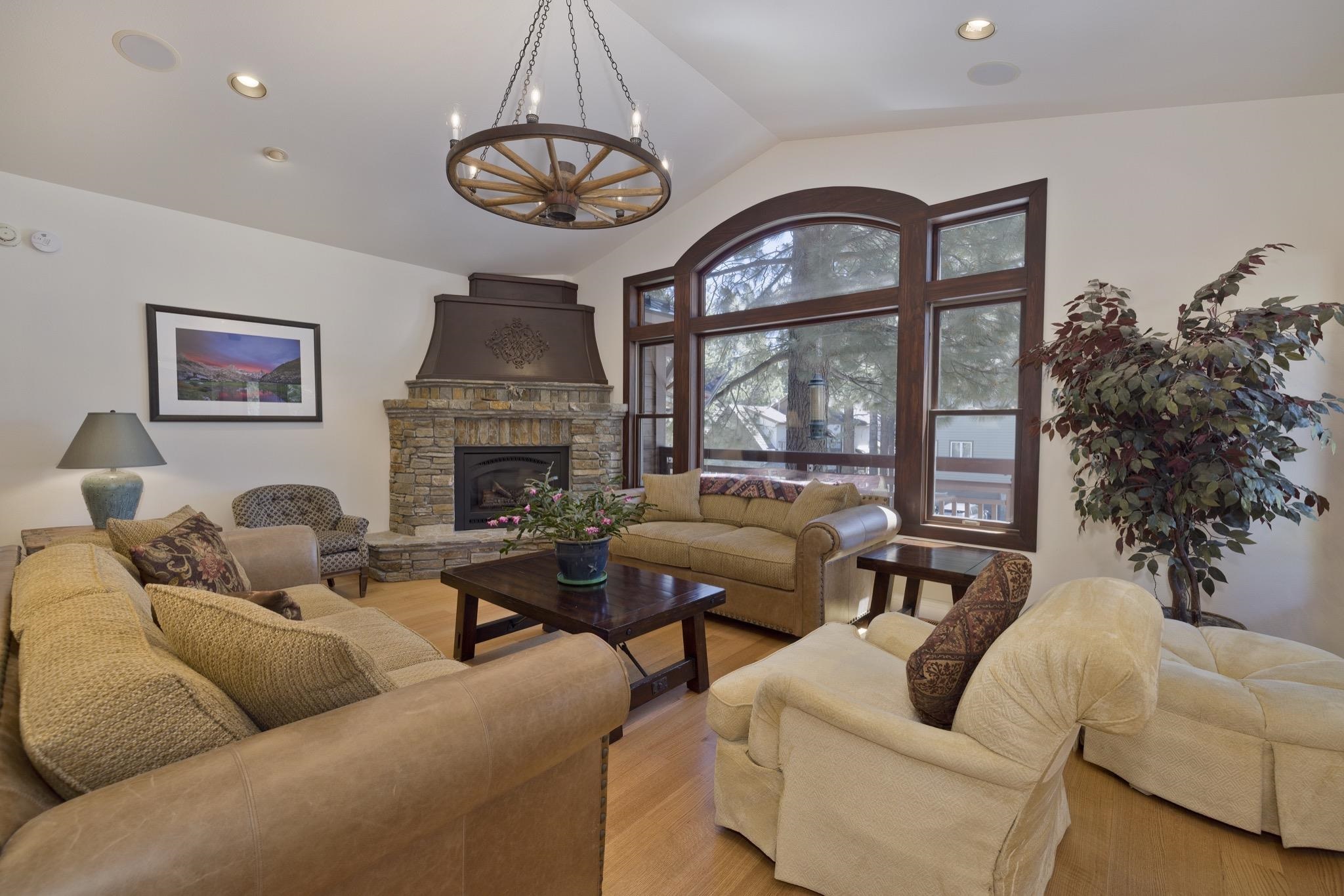 378 Ridge Way
