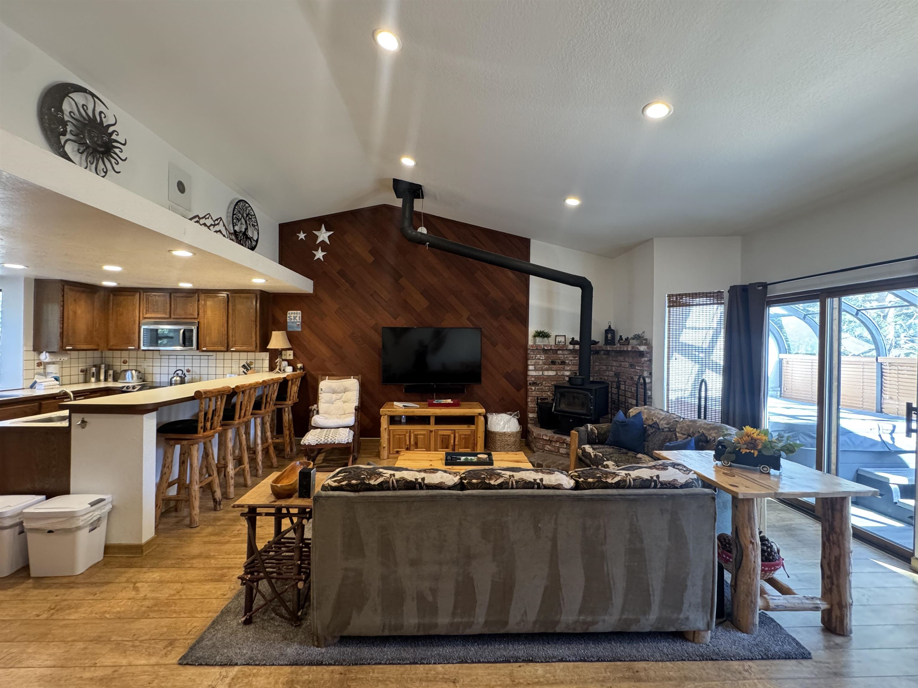 354 Joaquin Road Unit: 12