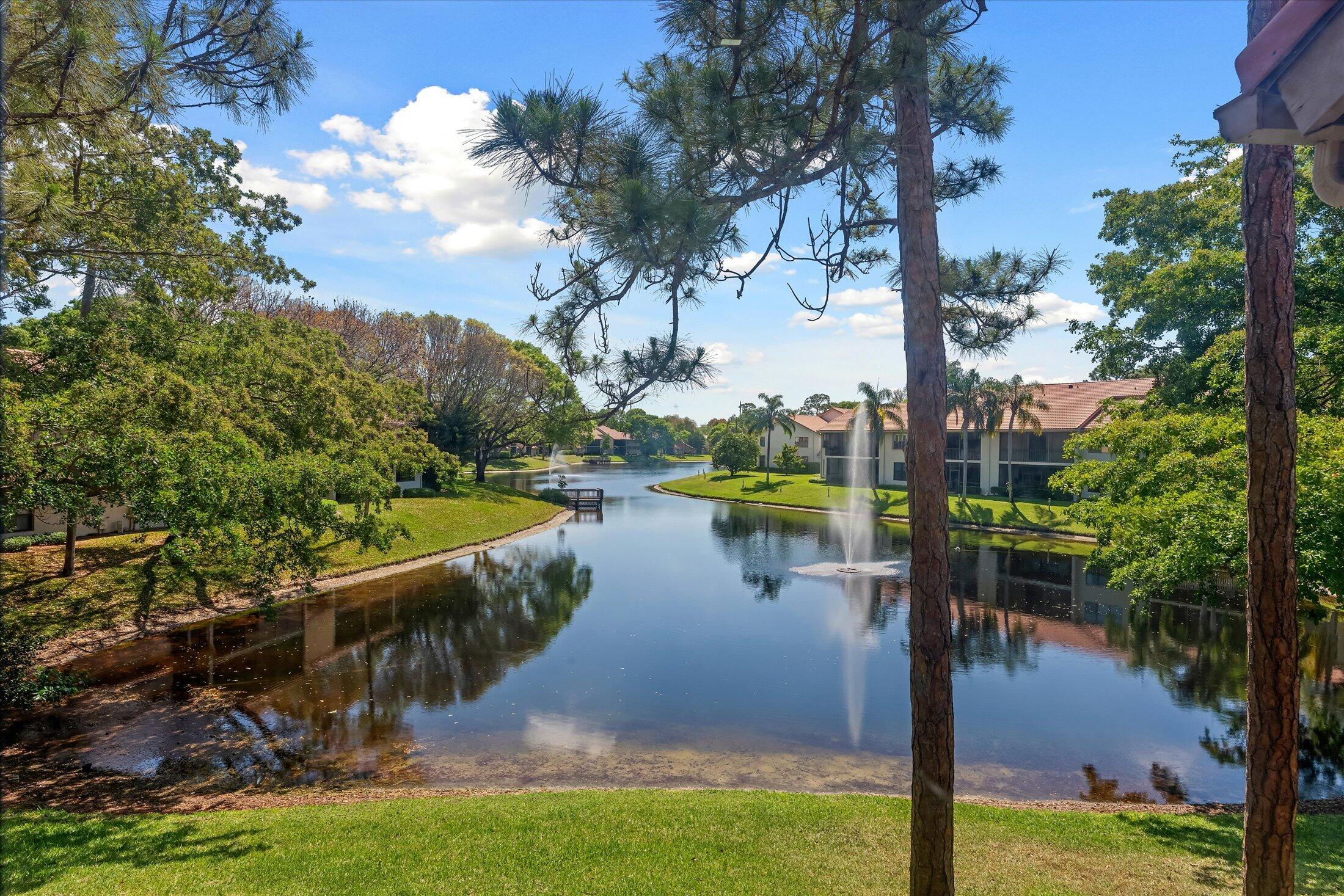 5521 Coach House Circle G