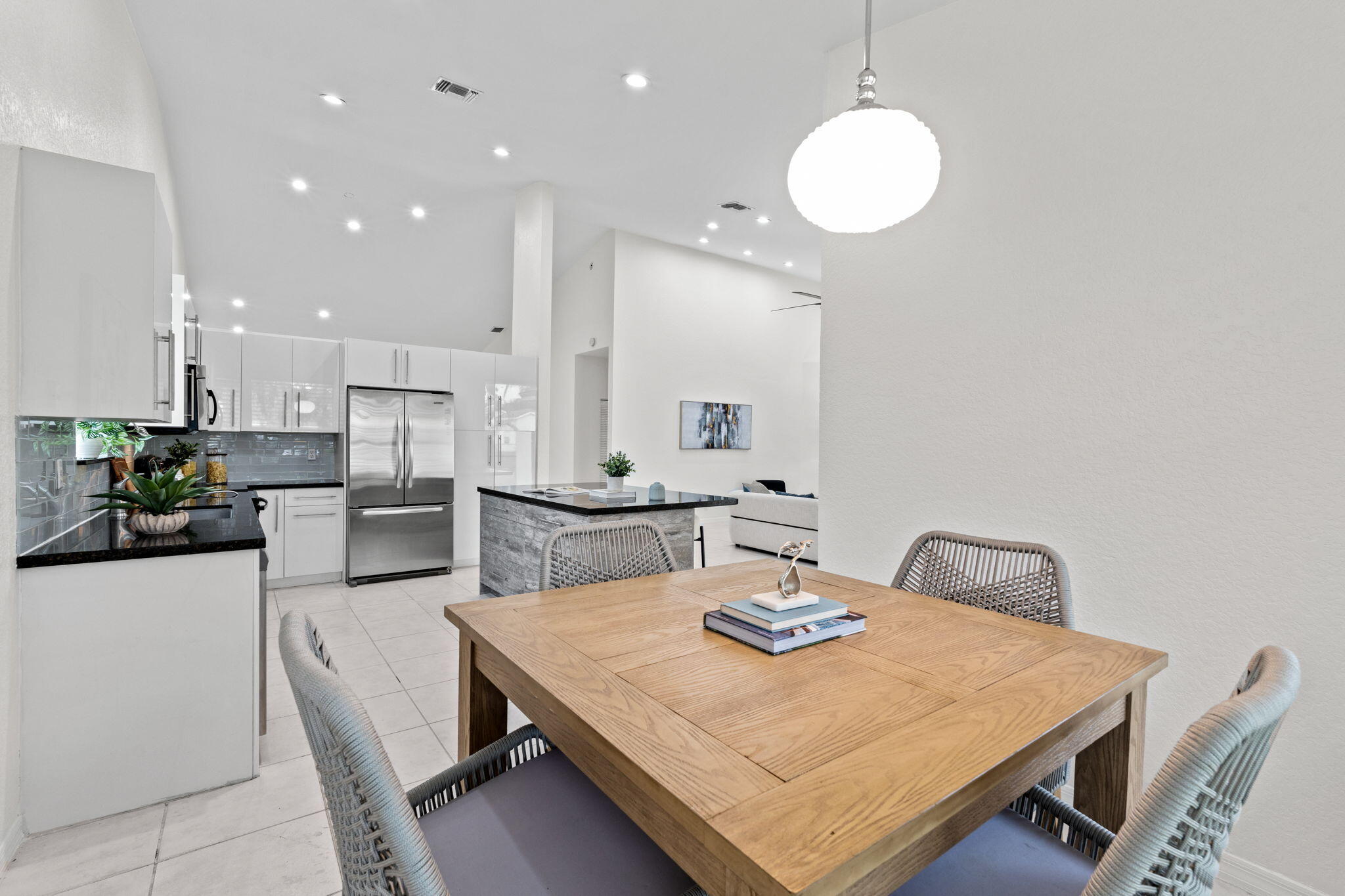 5954 NW 74th Street