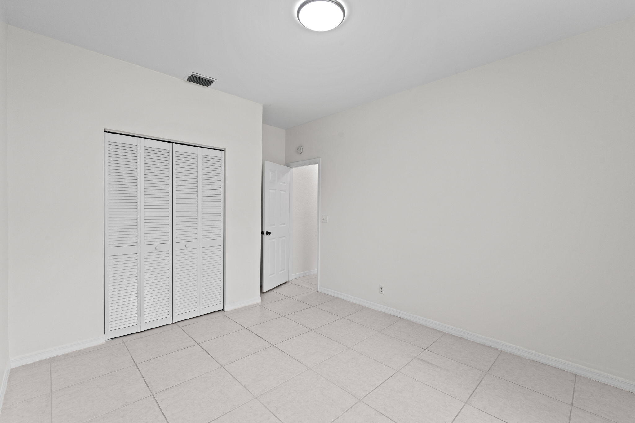 5954 NW 74th Street