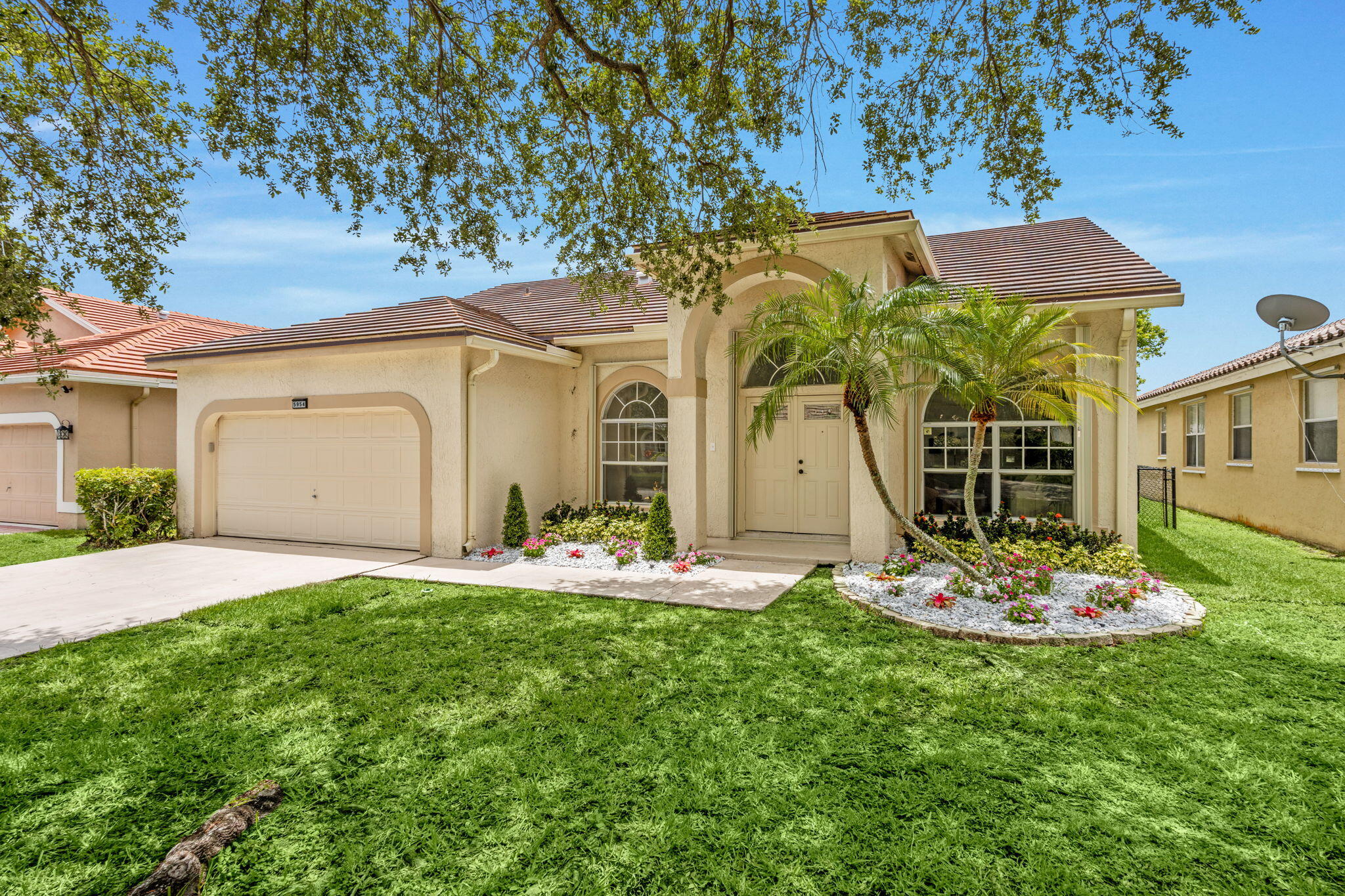 5954 NW 74th Street