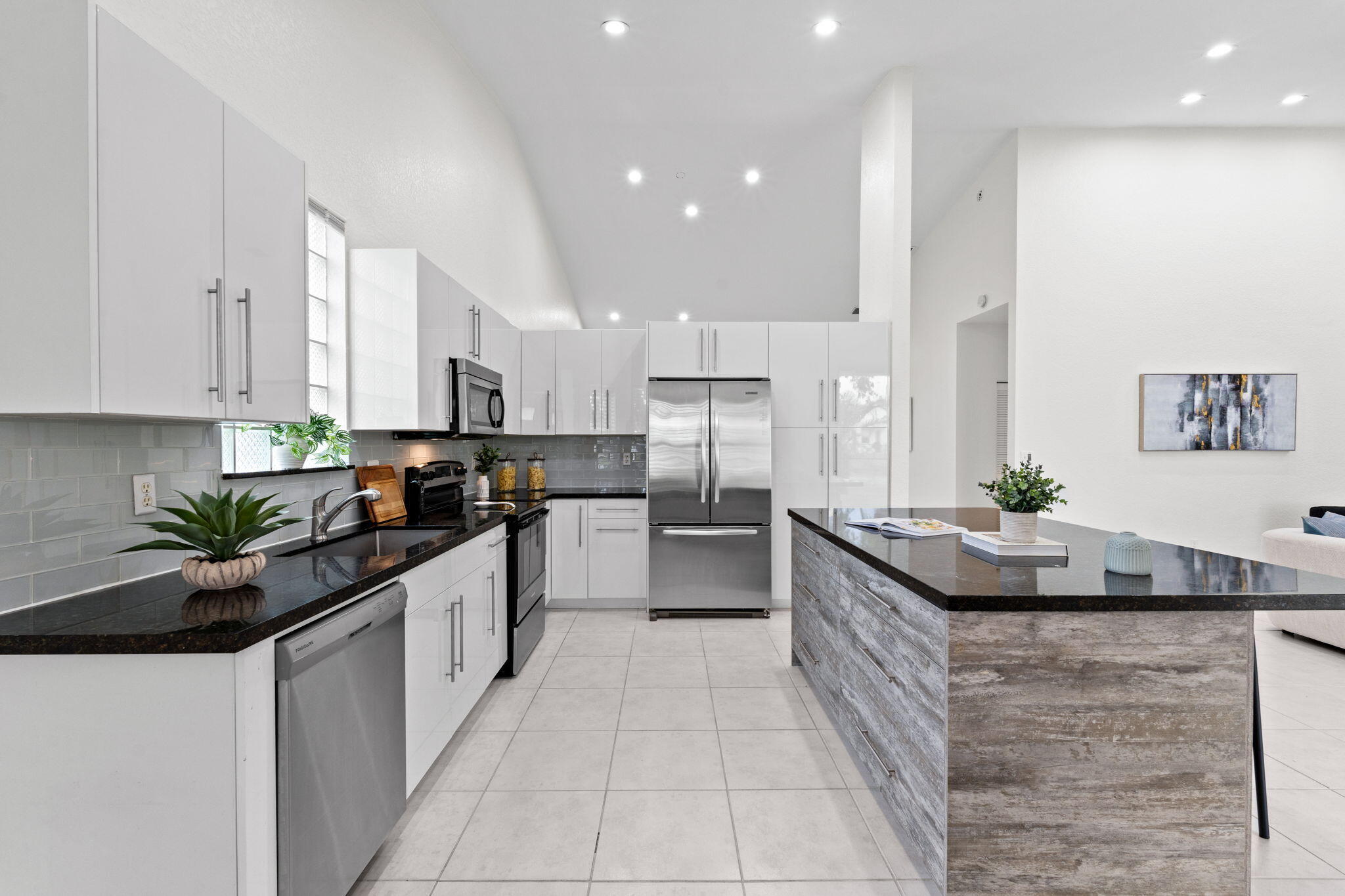 5954 NW 74th Street