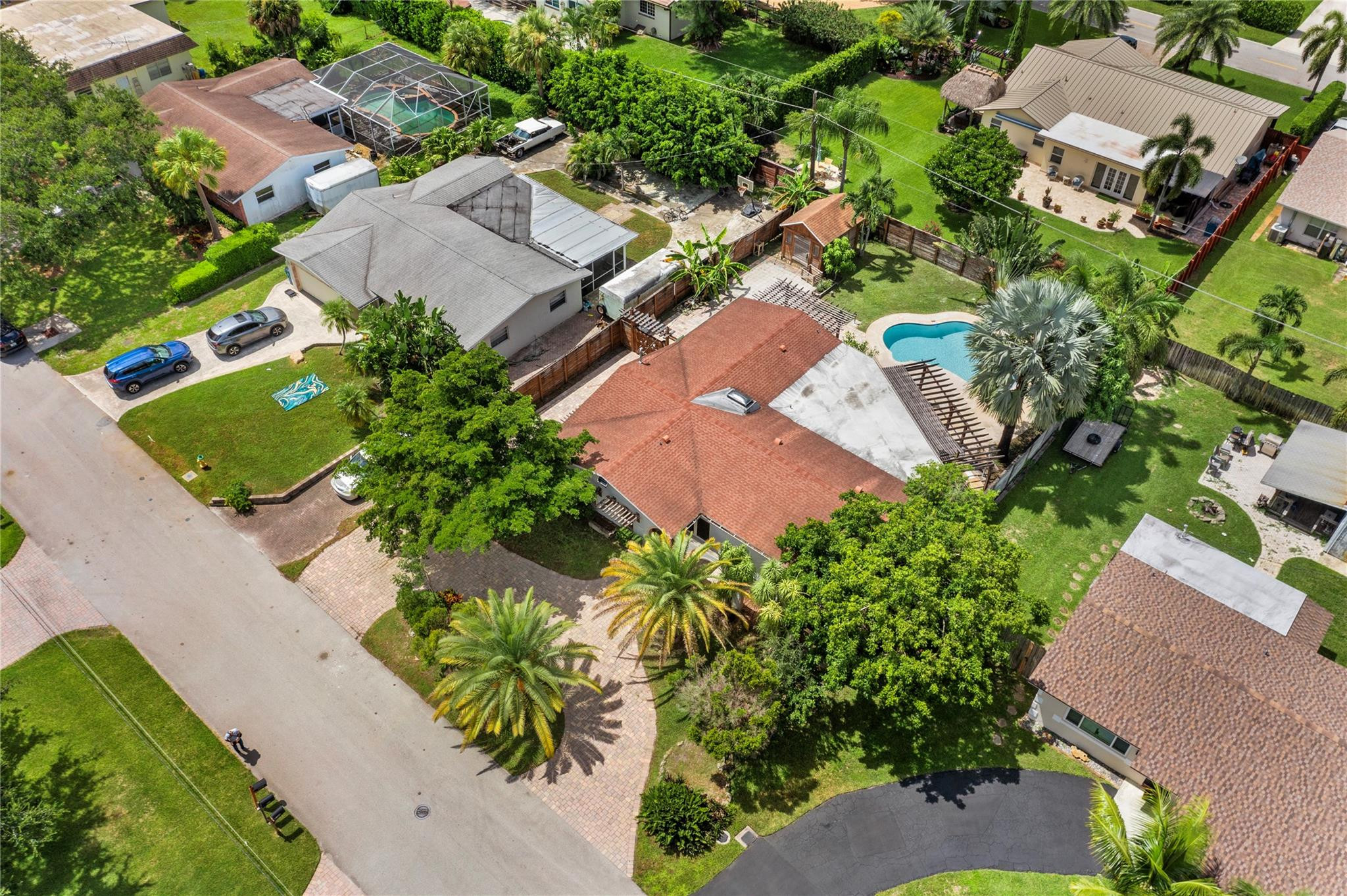 4911 NW 76th Place