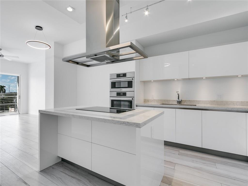 155 E Boca Raton Road Unit: 424