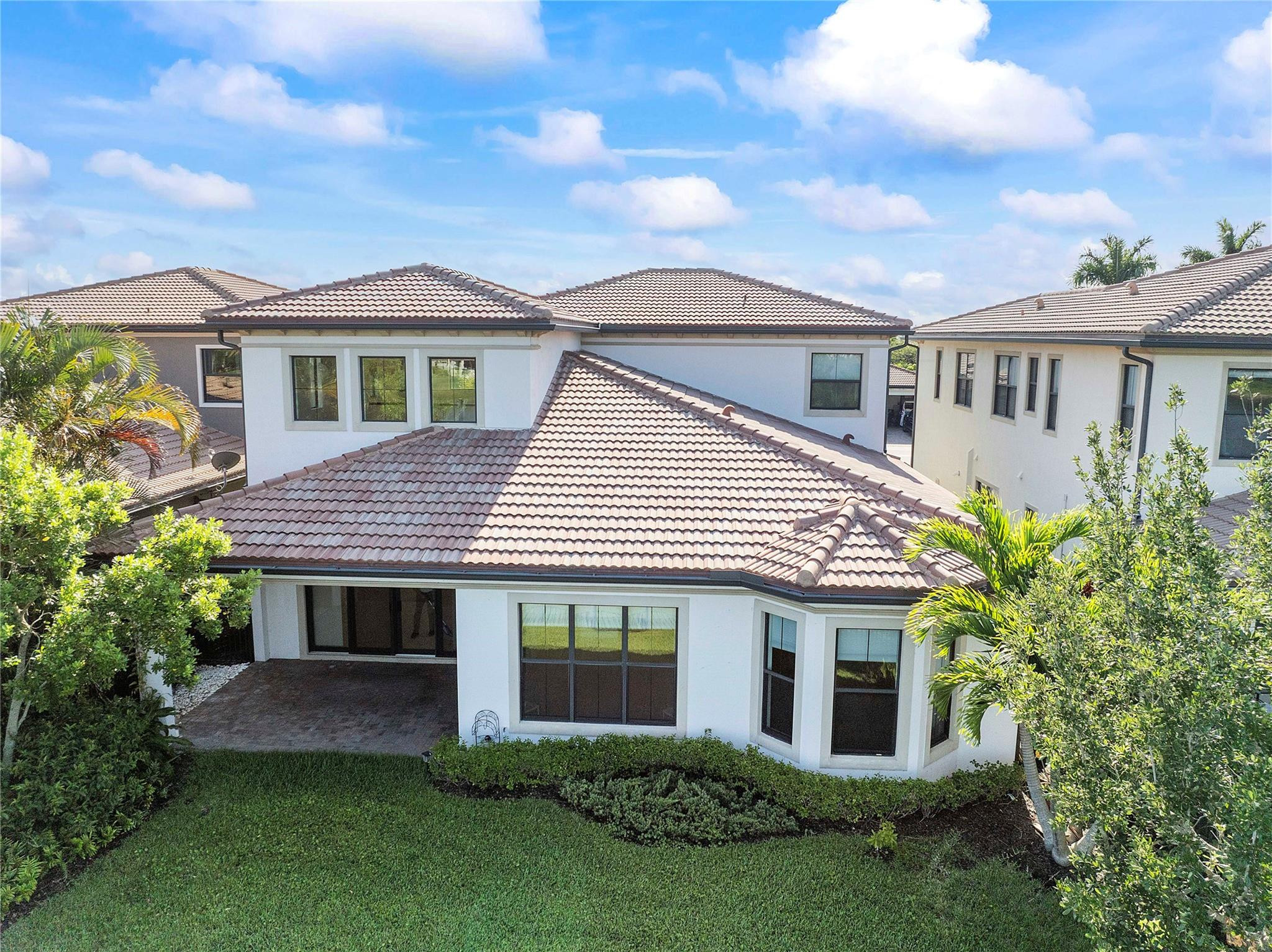 8970 Watercrest Circle