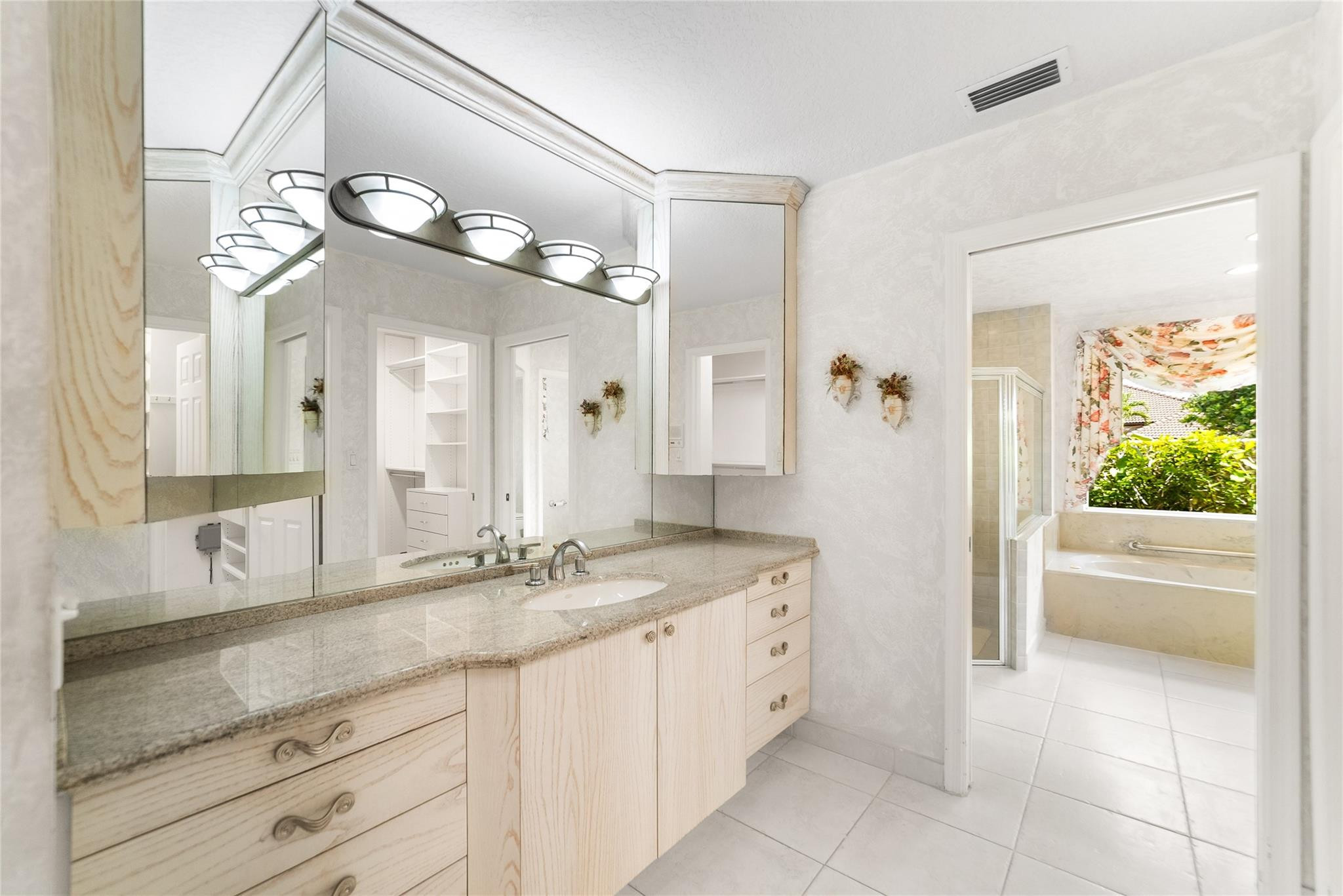 11127 Boca Woods Lane Lane