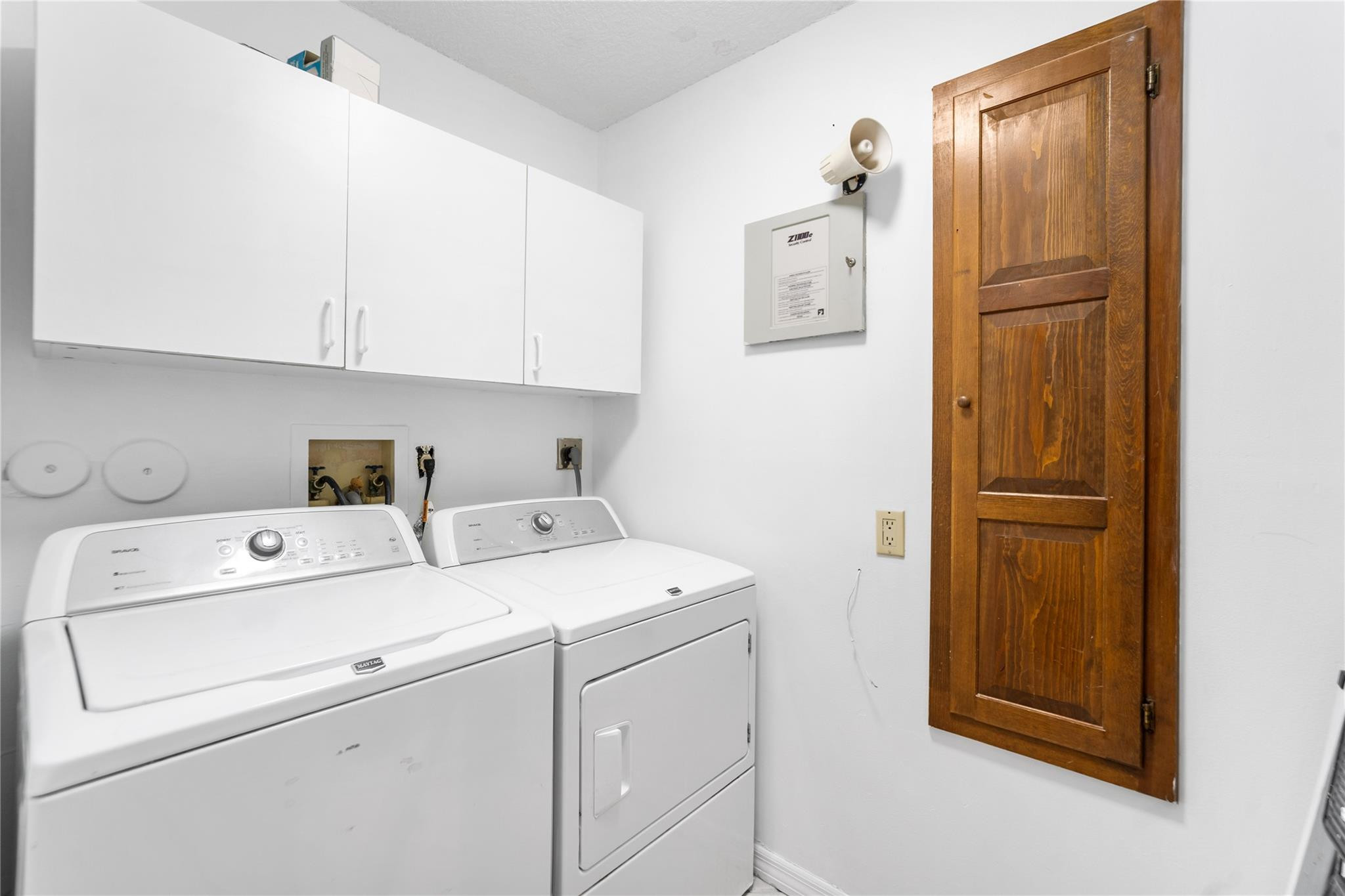 7604 Lexington Lane