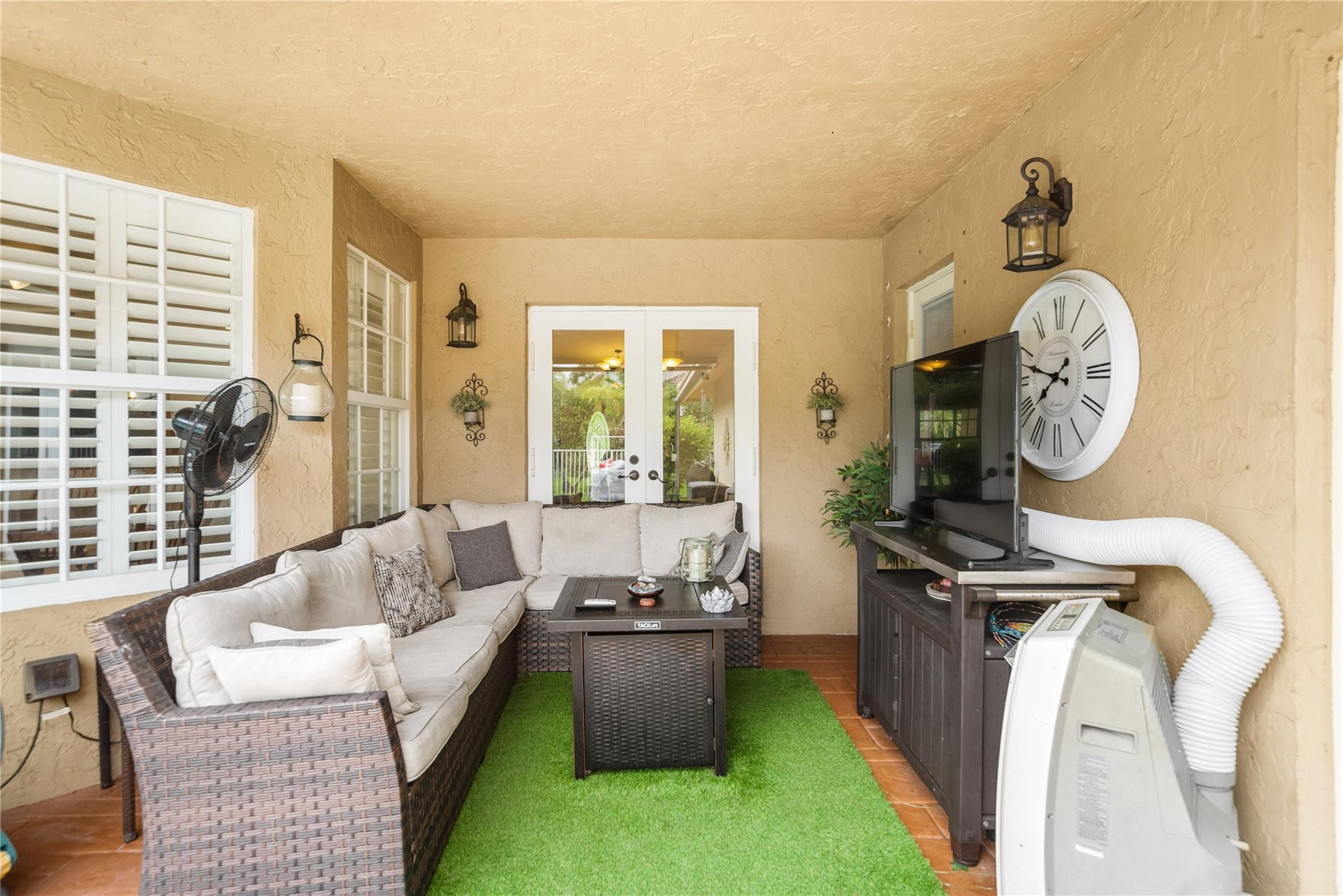 7604 Lexington Lane