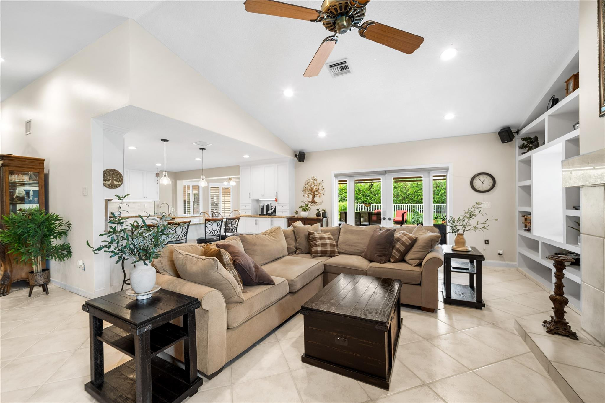 7604 Lexington Lane