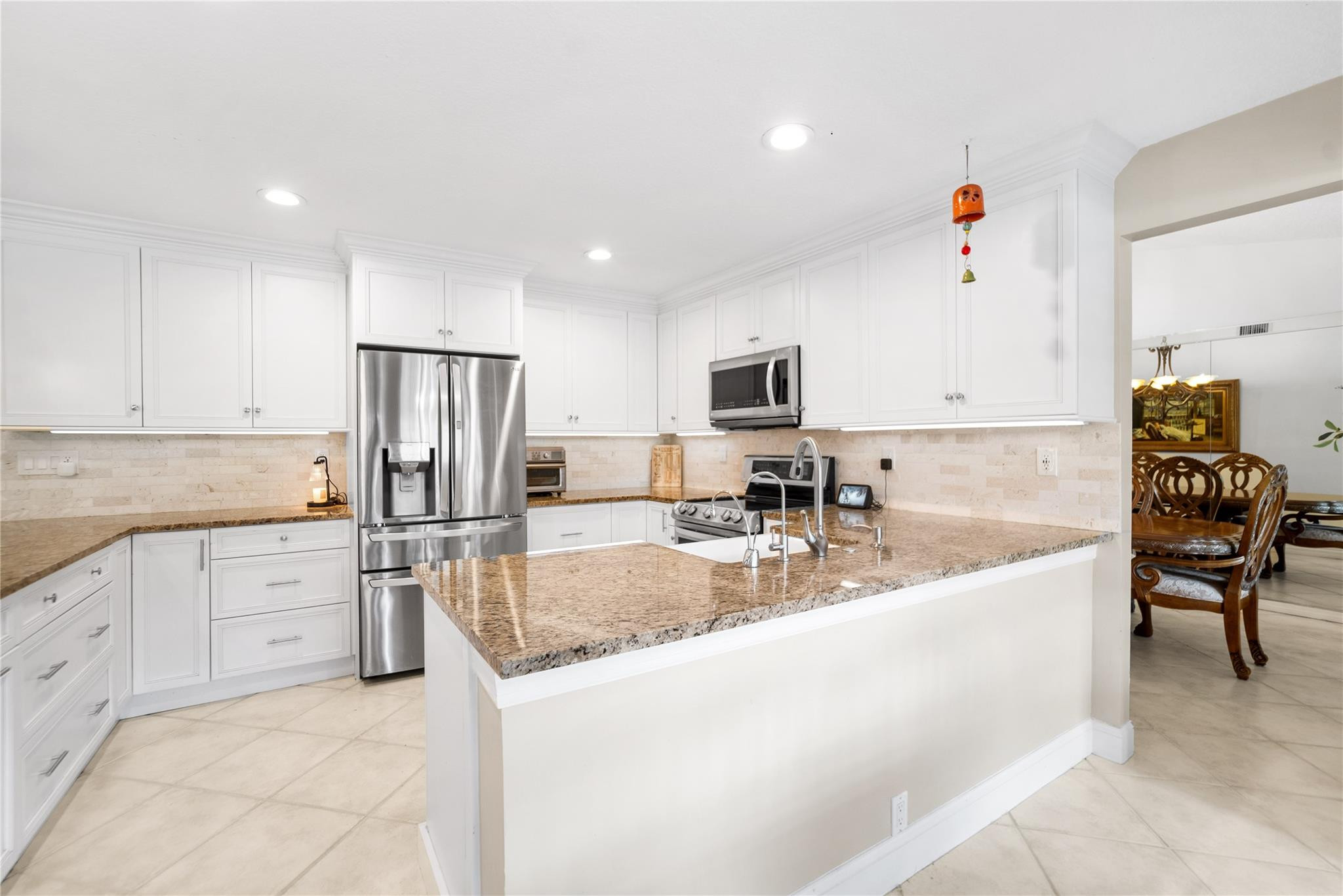 7604 Lexington Lane