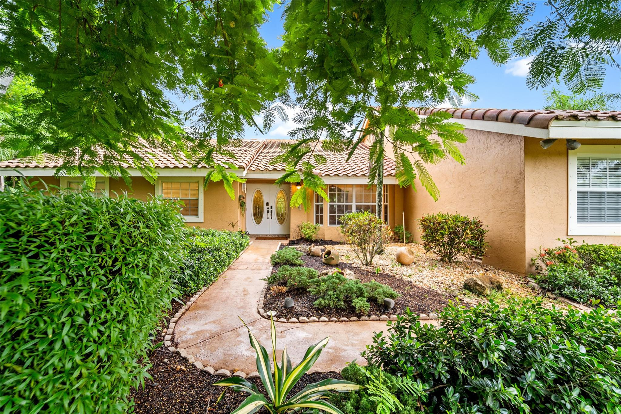 7604 Lexington Lane