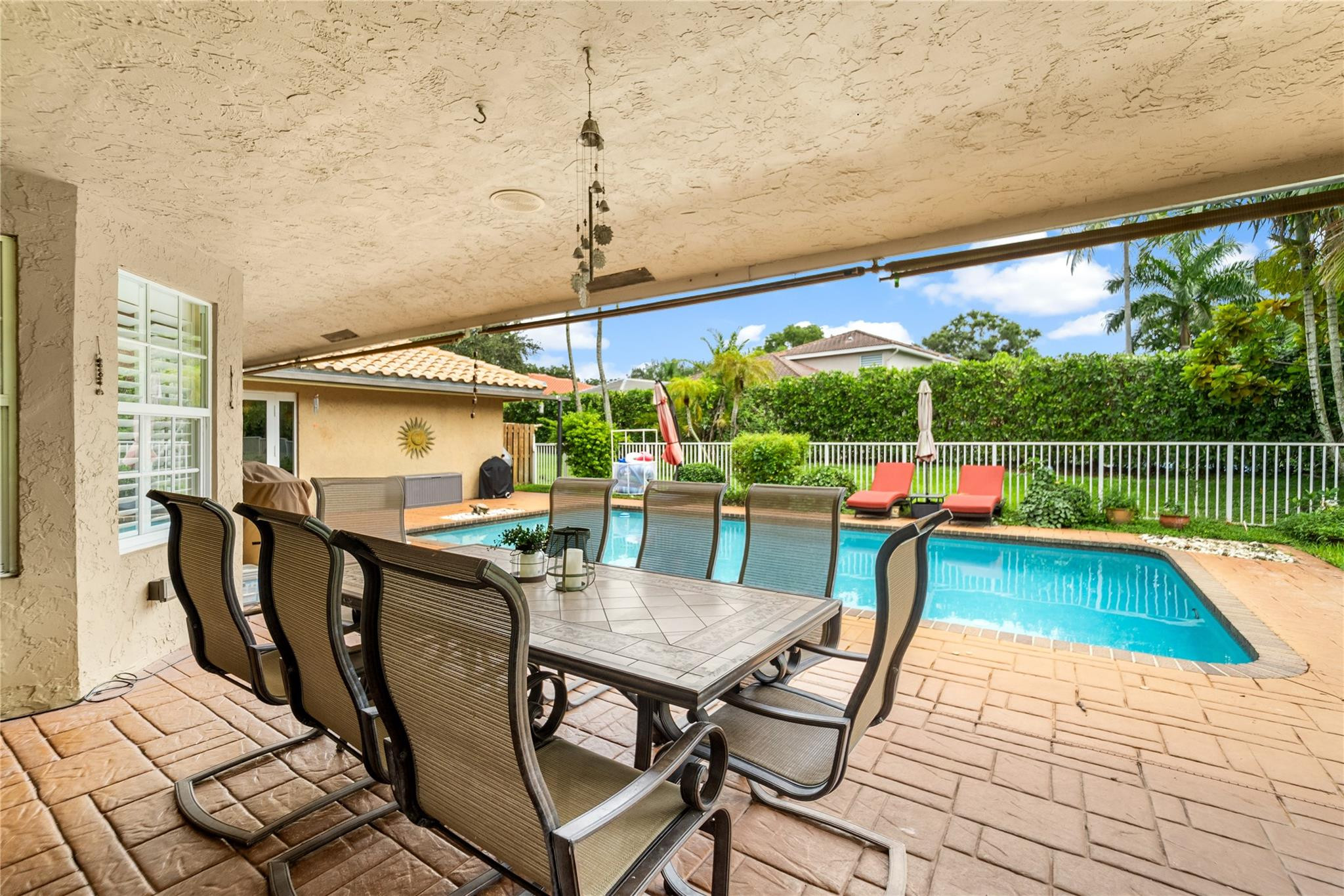 7604 Lexington Lane