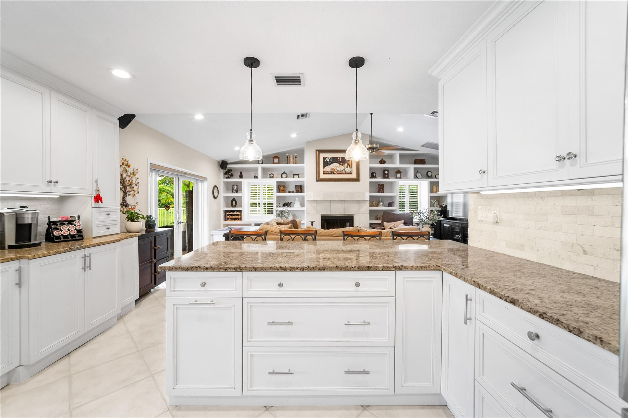 7604 Lexington Lane