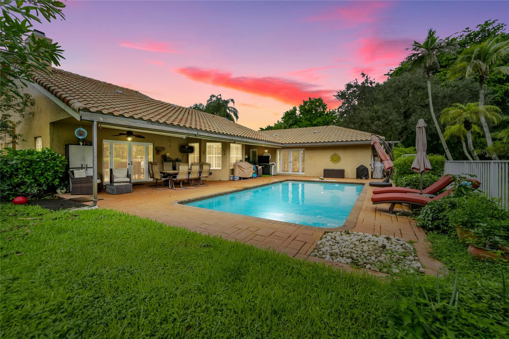 7604 Lexington Lane