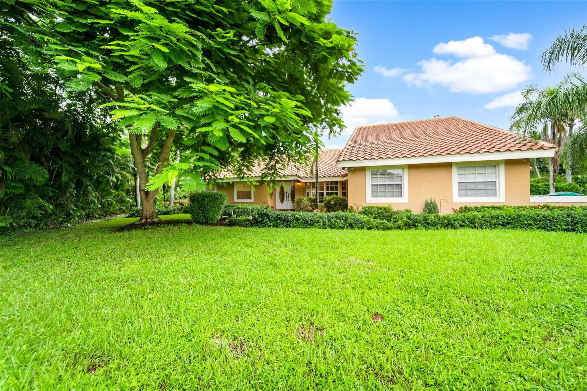 7604 Lexington Lane