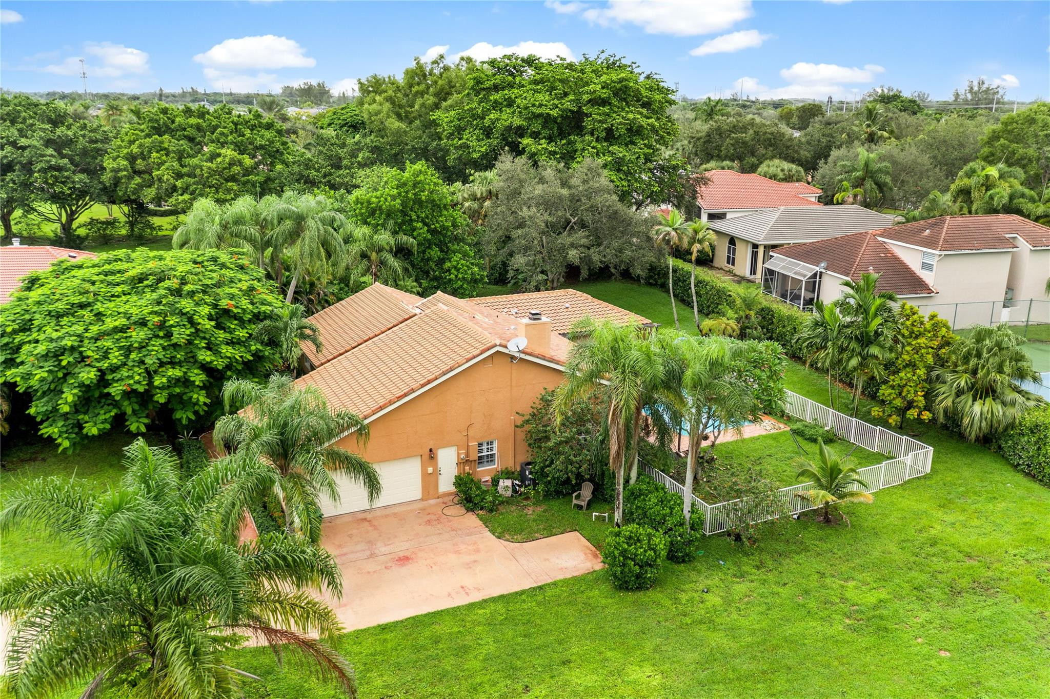 7604 Lexington Lane