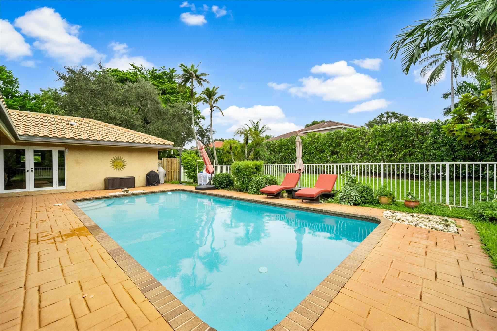 7604 Lexington Lane