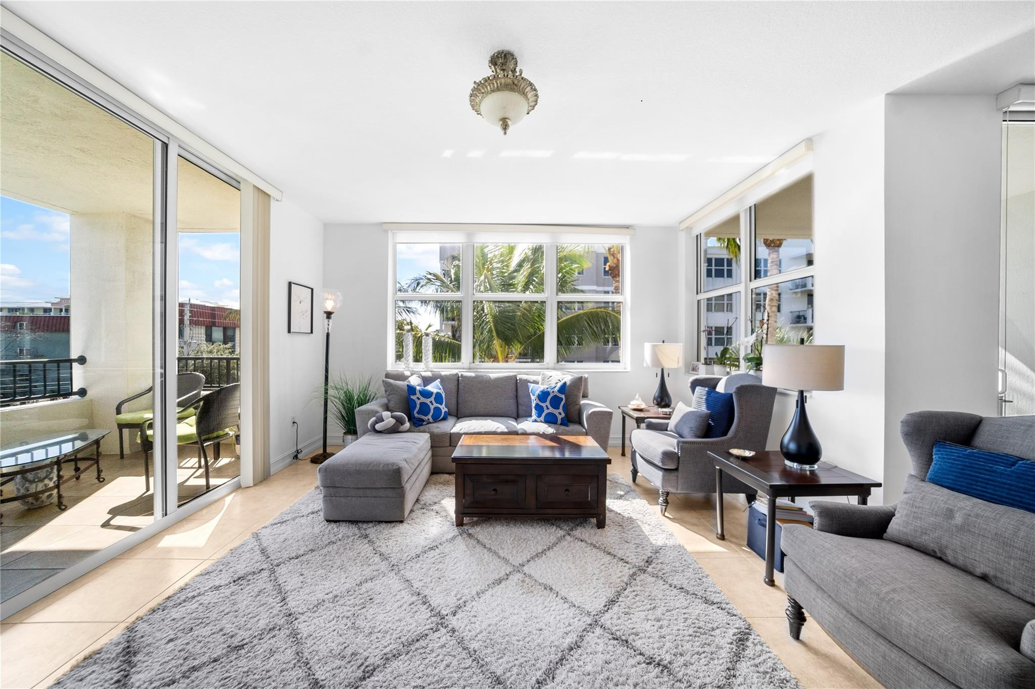 101 SE 20th Avenue 405