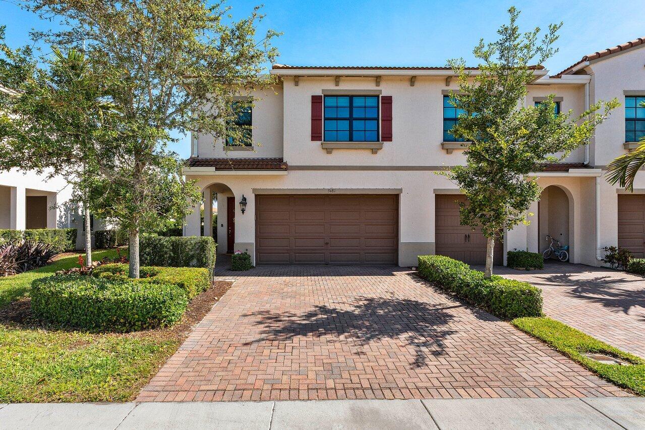 9481 Glider Way