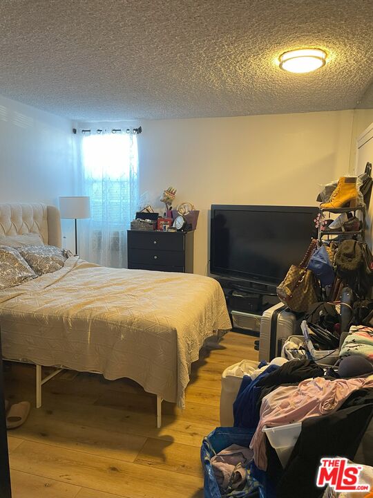 8649 Sunland Blvd Unit: 5