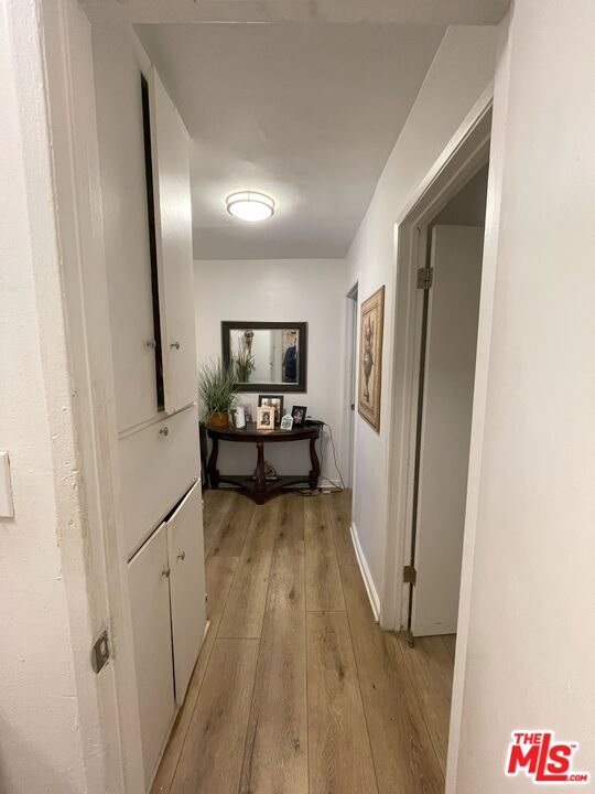 8649 Sunland Blvd Unit: 5