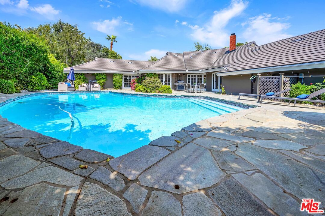 3389 Wrightview Pl