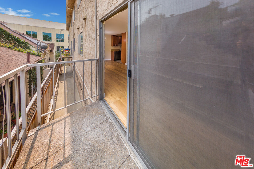 10576 EASTBORNE AVE Unit: 3