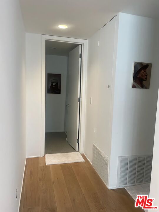 9033 Vista Grande St Unit: 2