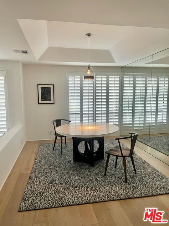 9033 Vista Grande St Unit: 2