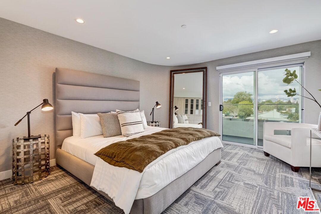 10951 National Blvd Unit: 303