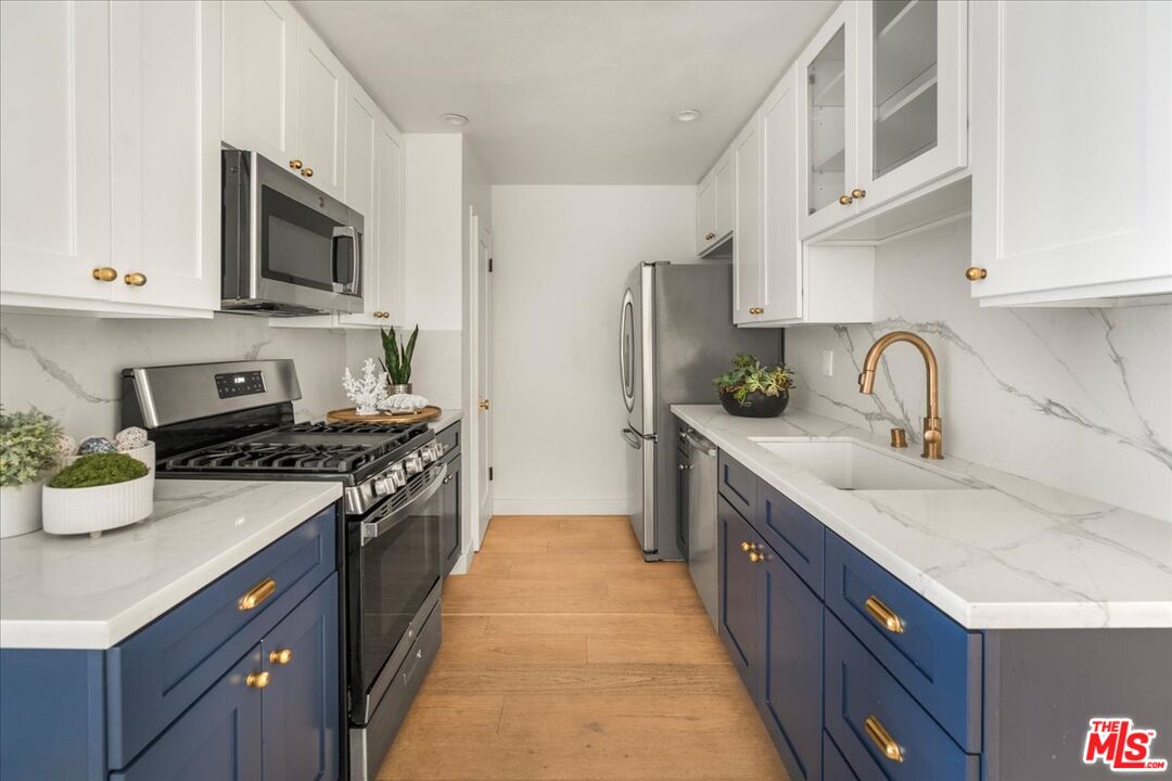 2911 4th St Unit: 117