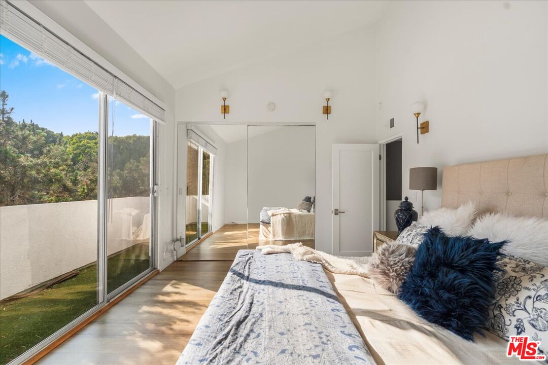 2911 4th St Unit: 117