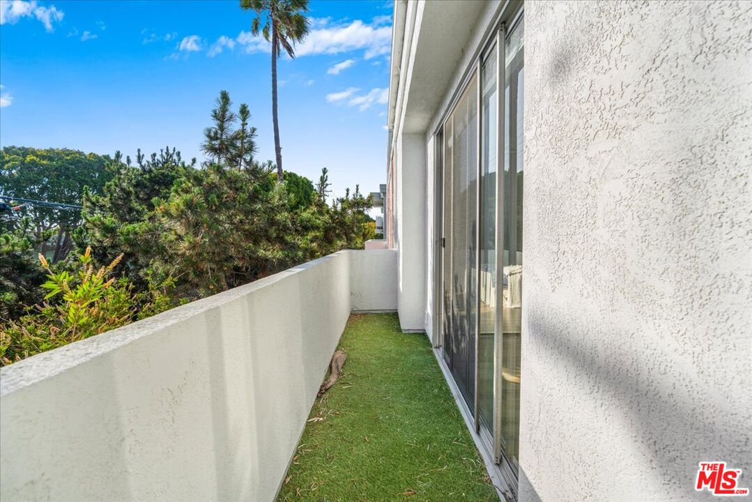 2911 4th St Unit: 117