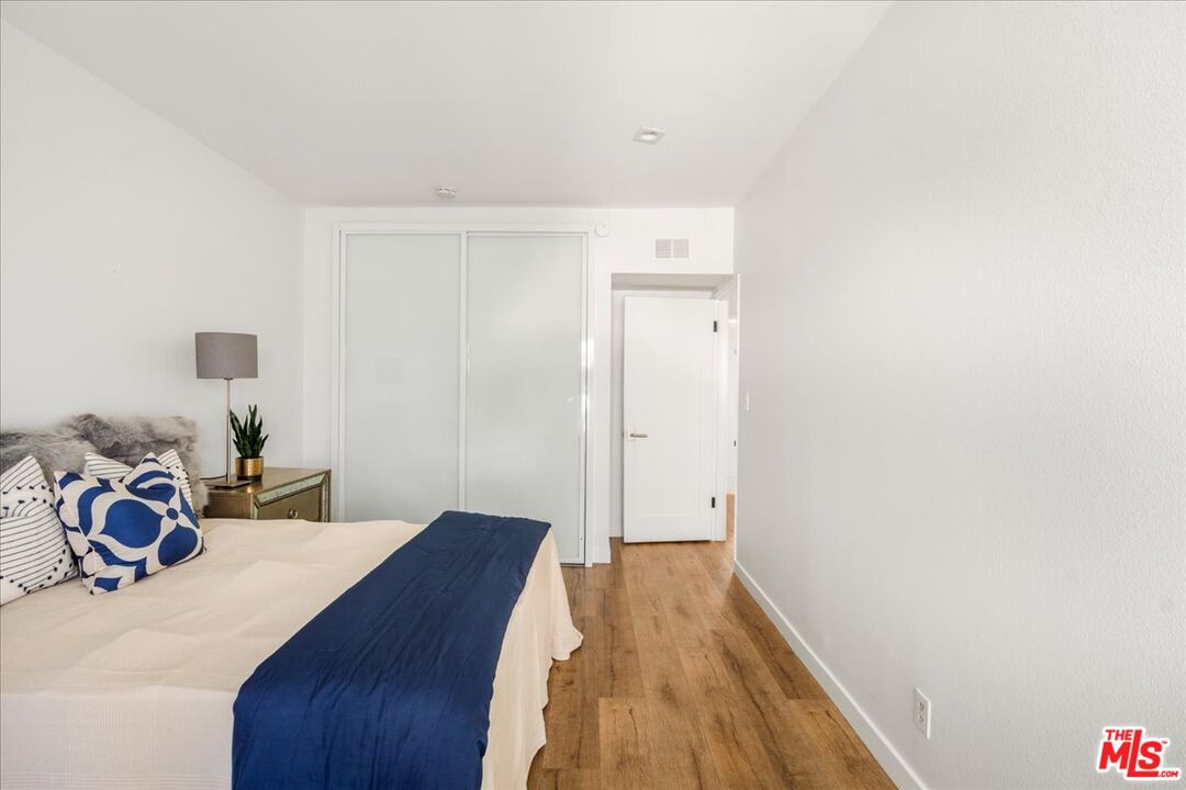 2911 4th St Unit: 117