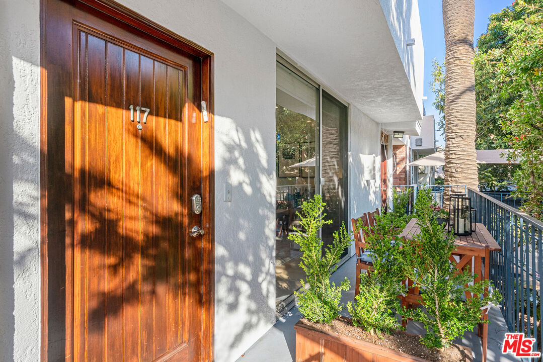 2911 4th St Unit: 117