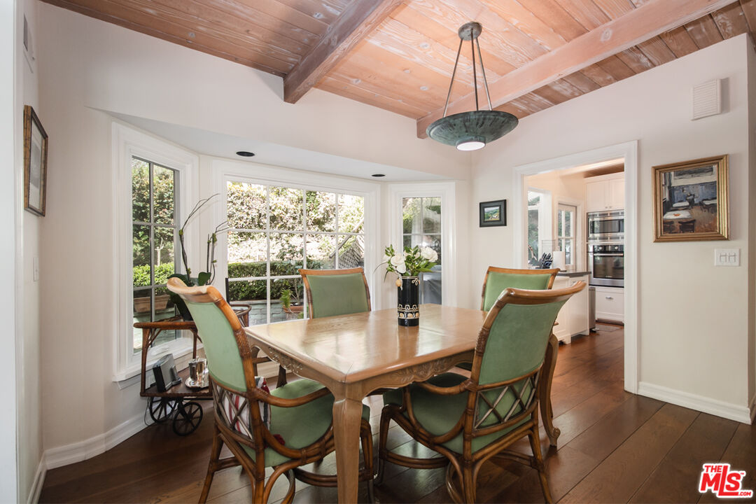 1725 La Fontaine Ct
