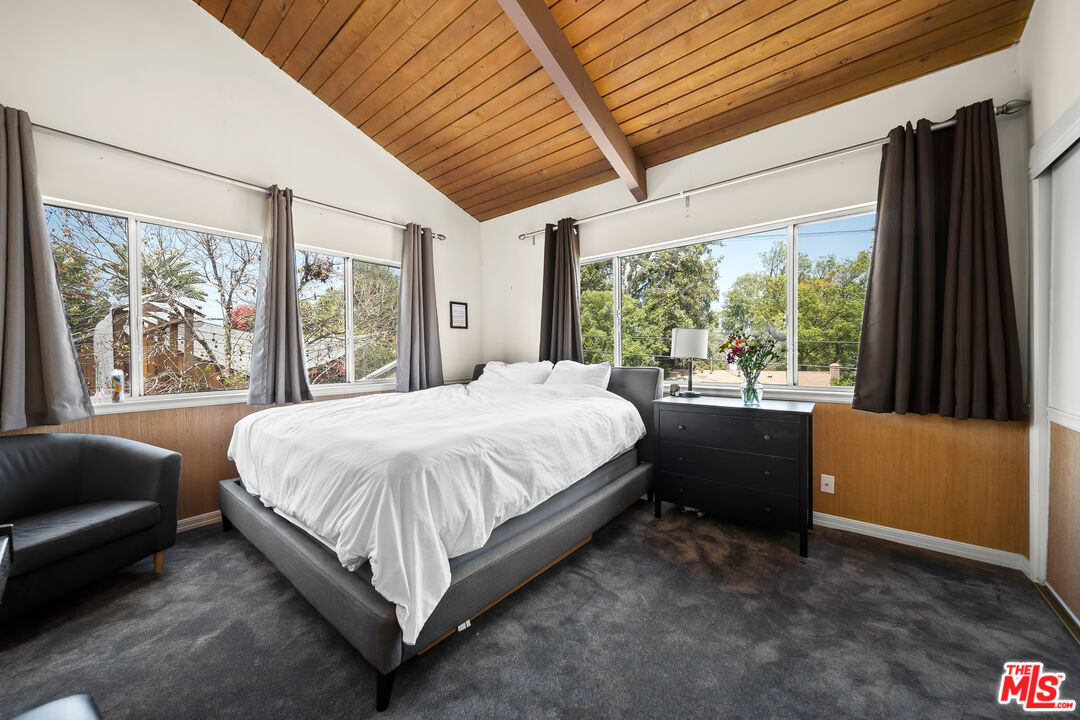 4308 ALCOVE AVE Unit: 106