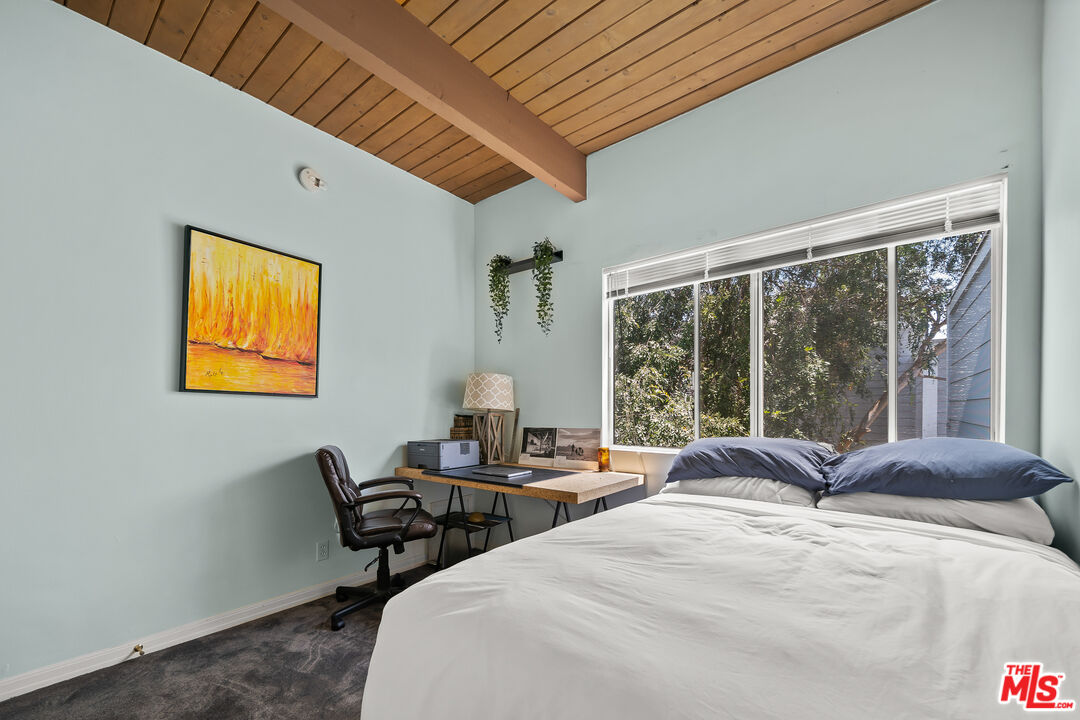 4308 ALCOVE AVE Unit: 106